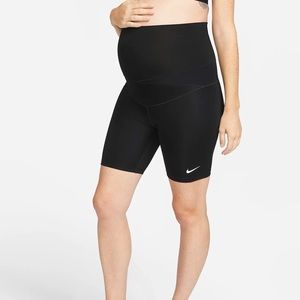 Nike One Women's 7" Biker Shorts (Maternity)
